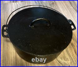 Antique Wagner Sidney #10 Cast Iron Dutch Oven With Flat Top LID Rare