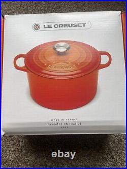 Le Creuset Enameled Cast Iron Signature Round Dutch Oven 24 5-1/4Qt Cerise