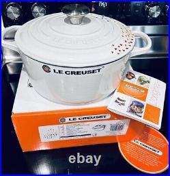 Le Creuset L'Oven Signature Round Dutch Oven 4.5 L White with Hearts rainbow