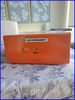 NWT Le Creuset Signature Cast Iron 5 1/2-Qt Round Dutch Oven Warranty with receipt