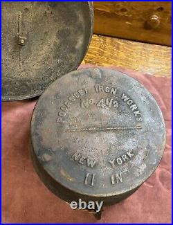Pocasset Iron Works No. 4 1/2 19th C New York DUTCH OVEN. 11 In. Gate Mark, Lid