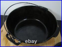 Vintage Cast Iron Dutch Oven With Matching Beehive Cover Restored With Heat Ring