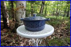 What The HEX Le Creuset 22 cm Dutch Oven HEX pattern over Blue FREE Ship